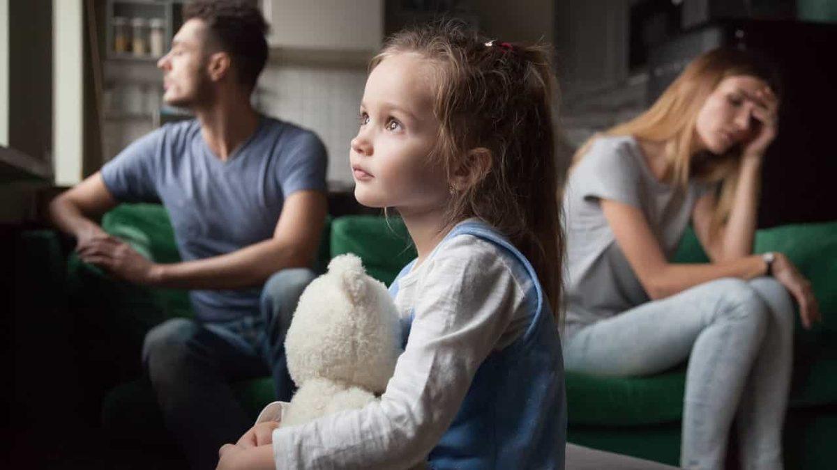 Çocuğunuzu Yetiştirirken Asla Yapmamanız Gereken 13 Hata ve Bilimsel Açıklamaları