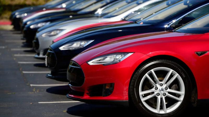 1 Milyona Yakın Tesla Otomobili Etkileyen ’Güvenlik Sorunu’ Keşfedildi