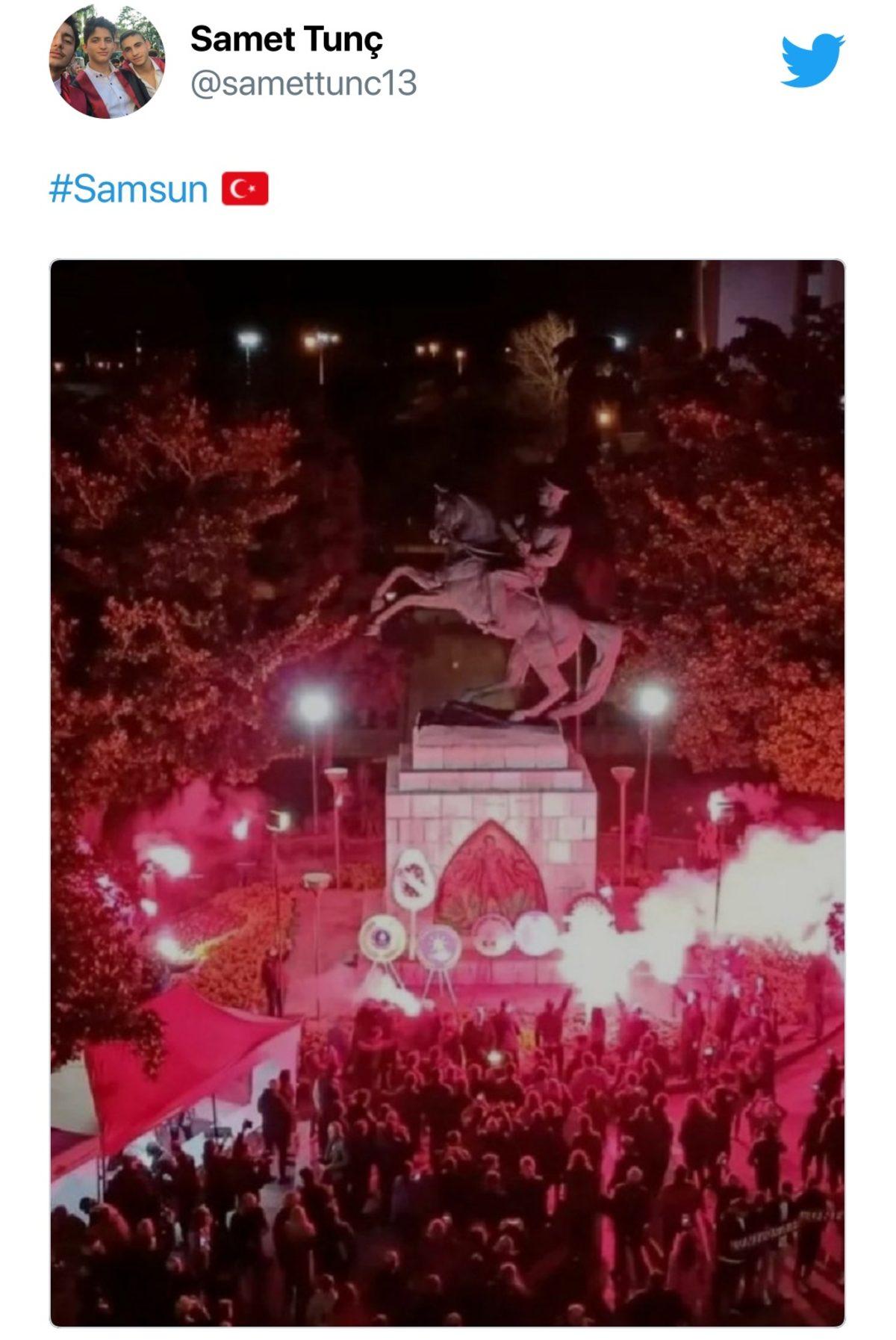 Samsun’da Saldırı Düzenlenen Atatürk Anıtı Sosyal Medyanın Gündeminde: Anıtın Etrafında Yüzlerce Kişi Nöbet Tutuyor