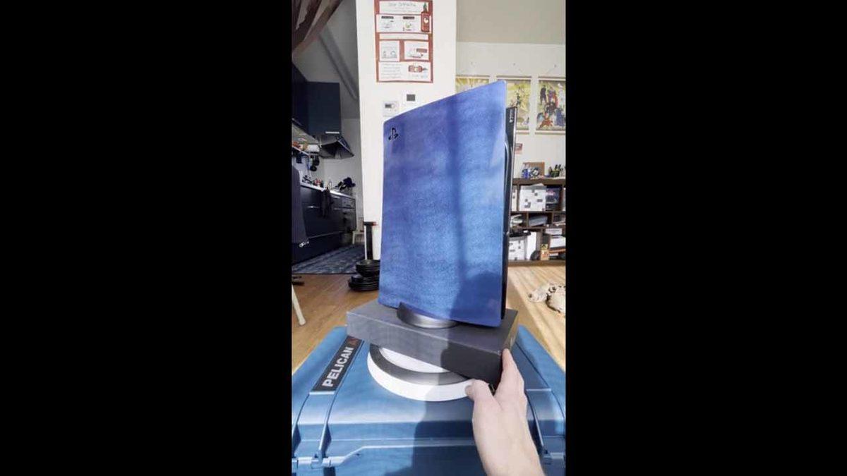 Bazı PlayStation 5 Sahipleri, Konsollarına Harika Boyamalar Yapıyor