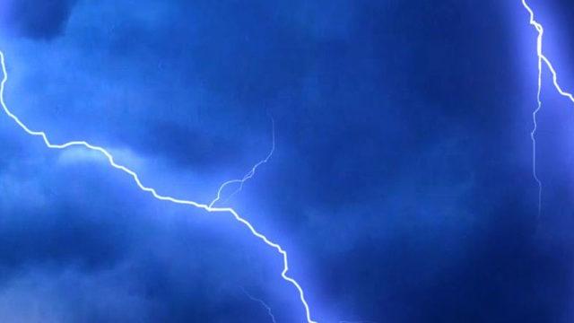 Bilim İnsanları, Şimşeği Kontrol Edebilecek Bir Yöntem Geliştiriyor