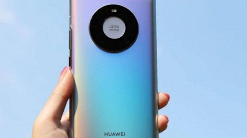 Huawei, Önümüzdeki Sene Amiral Gemisi Telefonlarında ’Sıvı Lens’ Teknolojisini Kullanacak