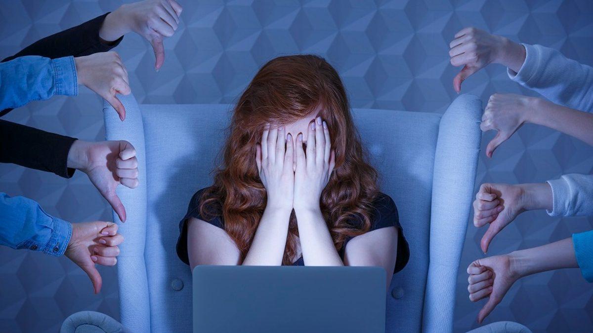 Sosyal Medyada İzinsiz Paylaşılan Cinsel İçerikler ve Psikolojik Şiddet Paylaşımları Hakkında Birleşik Krallık’tan Yeni Yasa: Dev Cezalar Geliyor