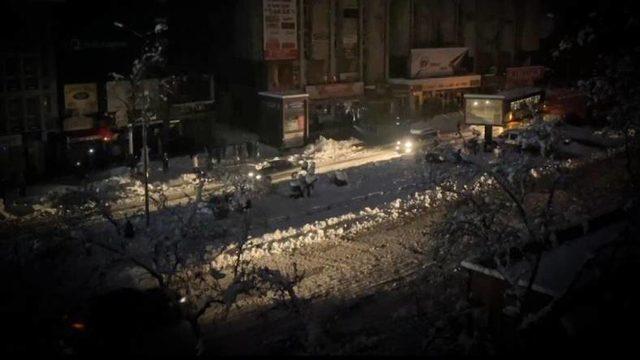 Örneklerini Yaşıyoruz: Bilim İnsanları, İklim Değişikliği Sebebiyle Dünyada Elektrik Kesintilerinin Artacağı Konusunda Uyardı