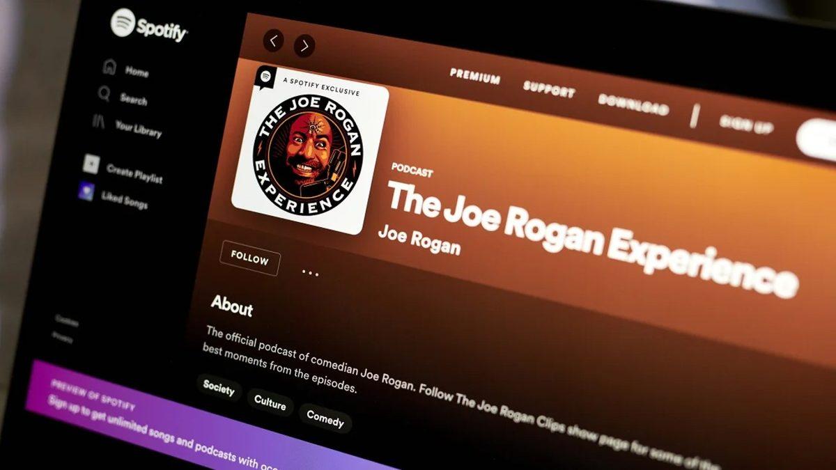 Dünyanın En Popüler Podcast’inin Onlarca Bölümü Spotify’dan Kaldırıldı: Gerekçe Aşı Karşıtlığı ve Irkçılık