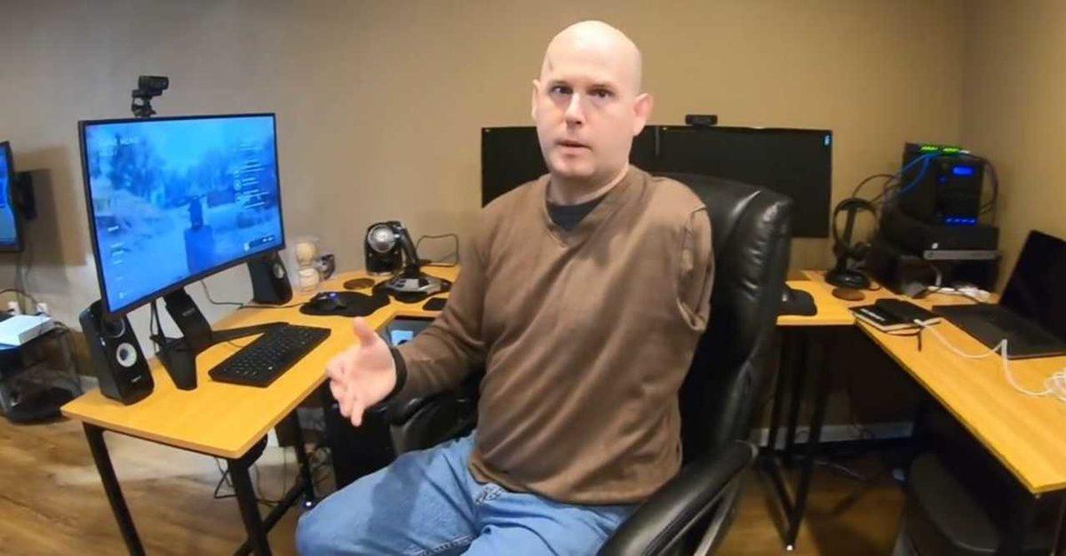 Ampute YouTuber, Tek Elle Nasıl FPS Oyunu Oynanabileceğini Anlattı (Video)