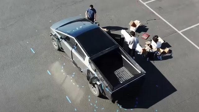 Tesla Fabrikasına Sızan(!) Bir Drone, Cybertruck’ı Görüntülemeyi Başardı [Video]