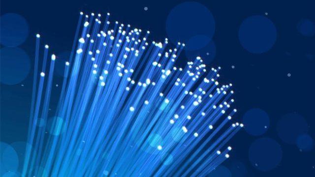 Fiber Optik Kabloya Yeni Alternatif: İçi Hava Dolu Tüp (Böyle de Havalı Olmadı)