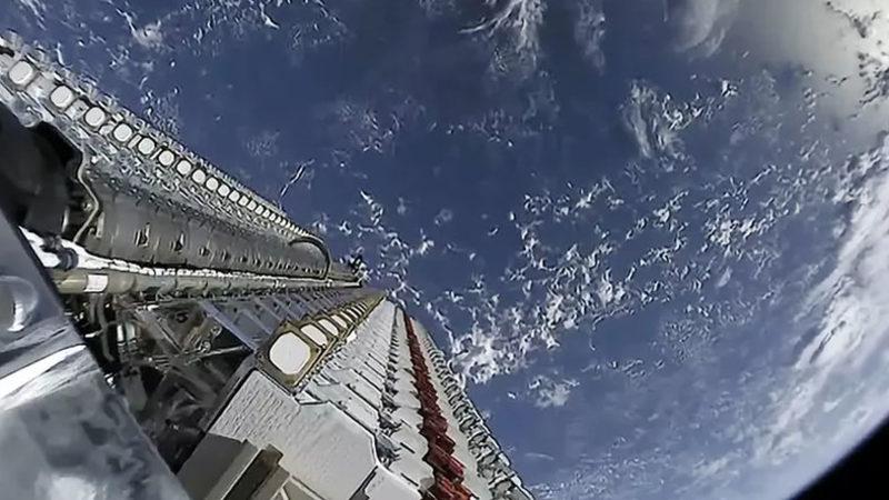 Starlink Uydularını Jeomanyetik Fırtına Vurdu: 40’a Yakın Uydu Yanarak Yok Olacak