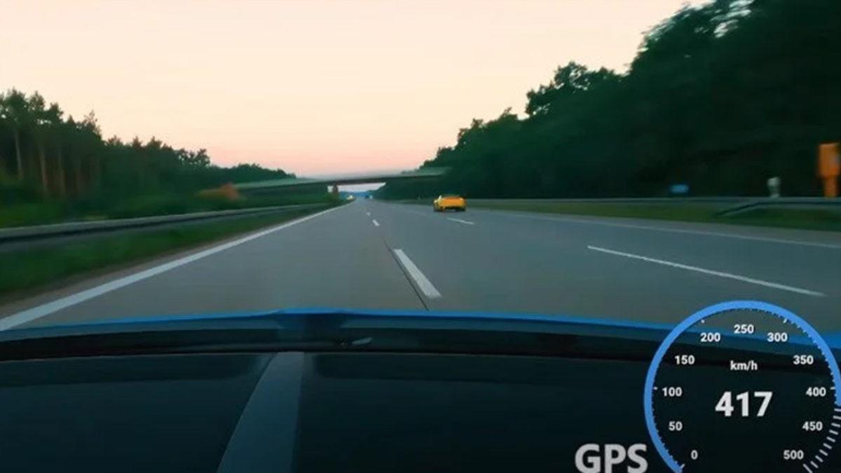 Biraz Hızlı Gitmiyor muyuz? Otobanda 417 Km/s Hız Yapan Milyonere Soruşturma [Video]