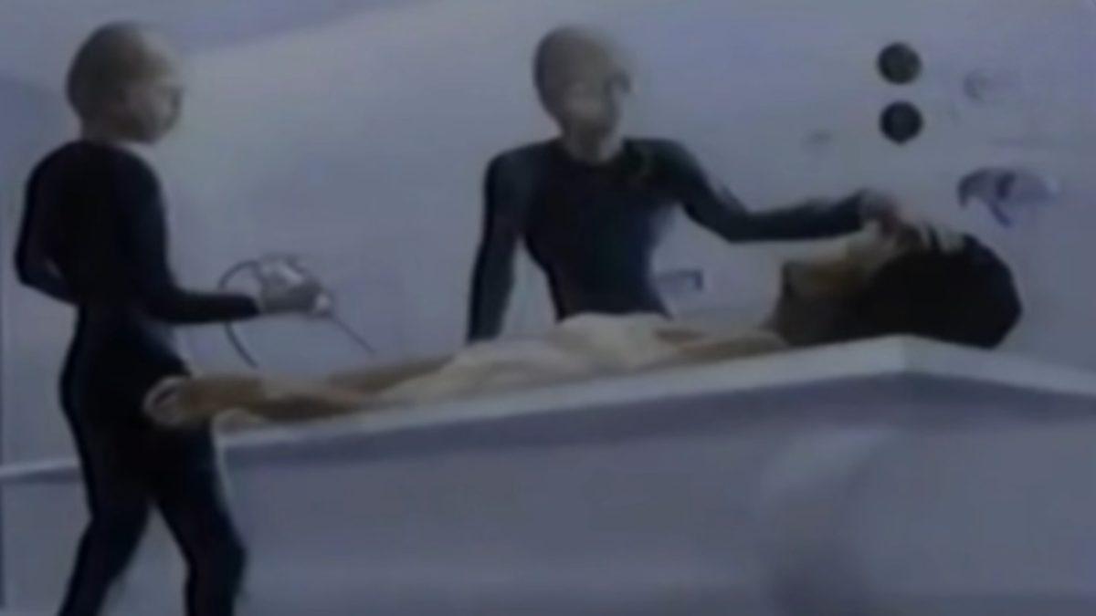 Uzaylılar Tarafından Kaçırıldığını İddia Eden Bir Kadın, Yaşadıklarını Webtekno’ya Anlattı: Peki Bilim Bu Konuda Ne Söylüyor?