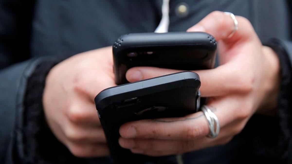 Apple’a Eski Telefon Modellerini Değersizleştirdiği Gerekçesiyle Tazminat Davası Açıldı