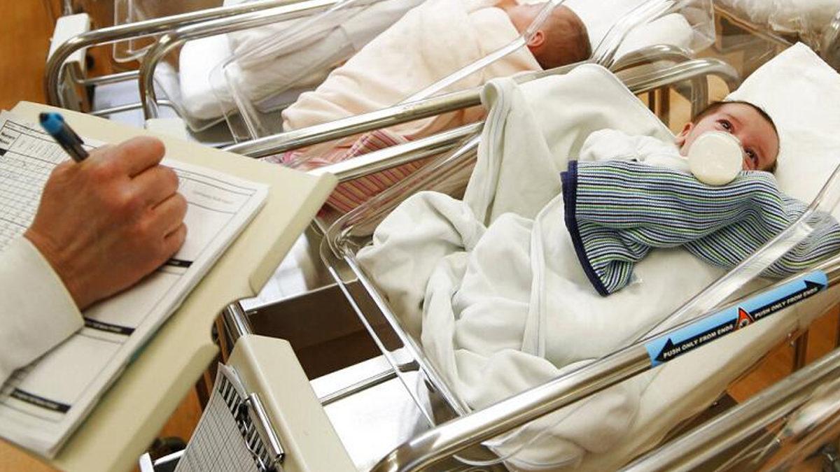 Annesinin Doğduğu Tarihte Dondurulan Embriyo, 28 Yıl Sonra Dünyaya Geldi