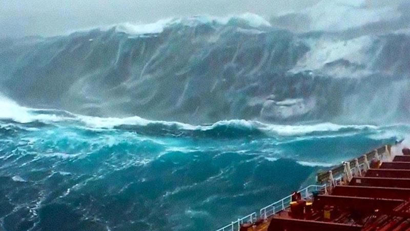 Metrelerce Yükseklikteki ‘Dev Dalga’ Rekor Kırarak Kayıtlara Geçti: Bin Yılda Bir İhtimalle Ortaya Çıkıyor