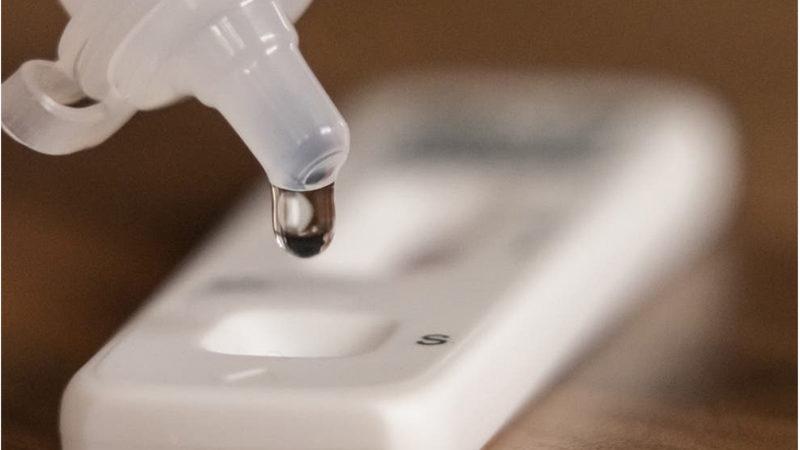 Ölü Bir Adamın Cesedine 6 Hafta Boyunca Yapılan COVID-19 Testi Onlarca Kez Pozitif Çıktı