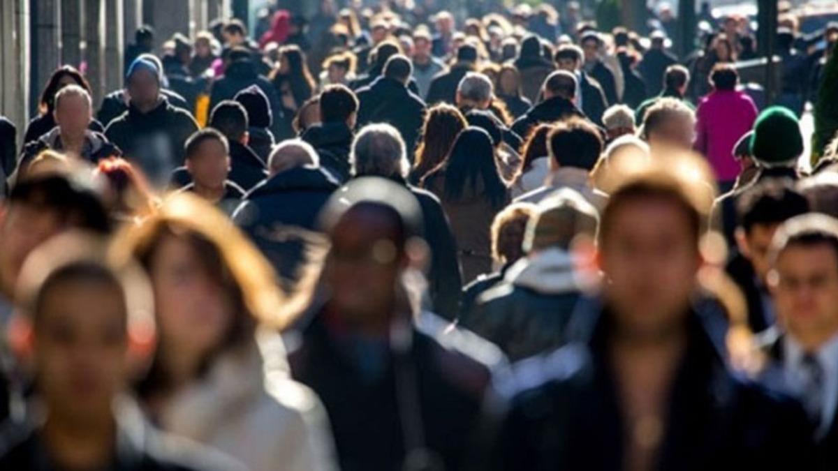 Geleceğimizi Kaybetmek Üzere Olduğumuzu Gösteren Araştırma: Gençlerin %73’ü Türkiye’de Yaşamak İstemiyor