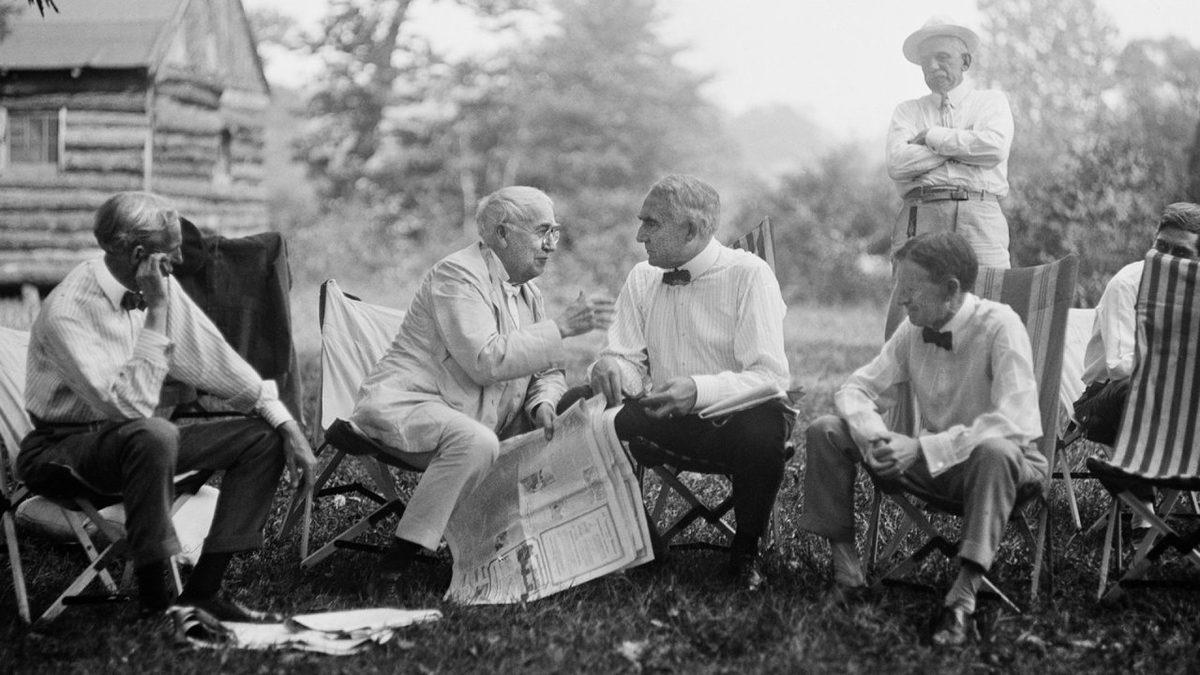 Kimin Aklına Geldi At Yerine Motor Kullanmak: Tarihteki İlk Dört Tekerlekli Araba Nasıl Üretildi?