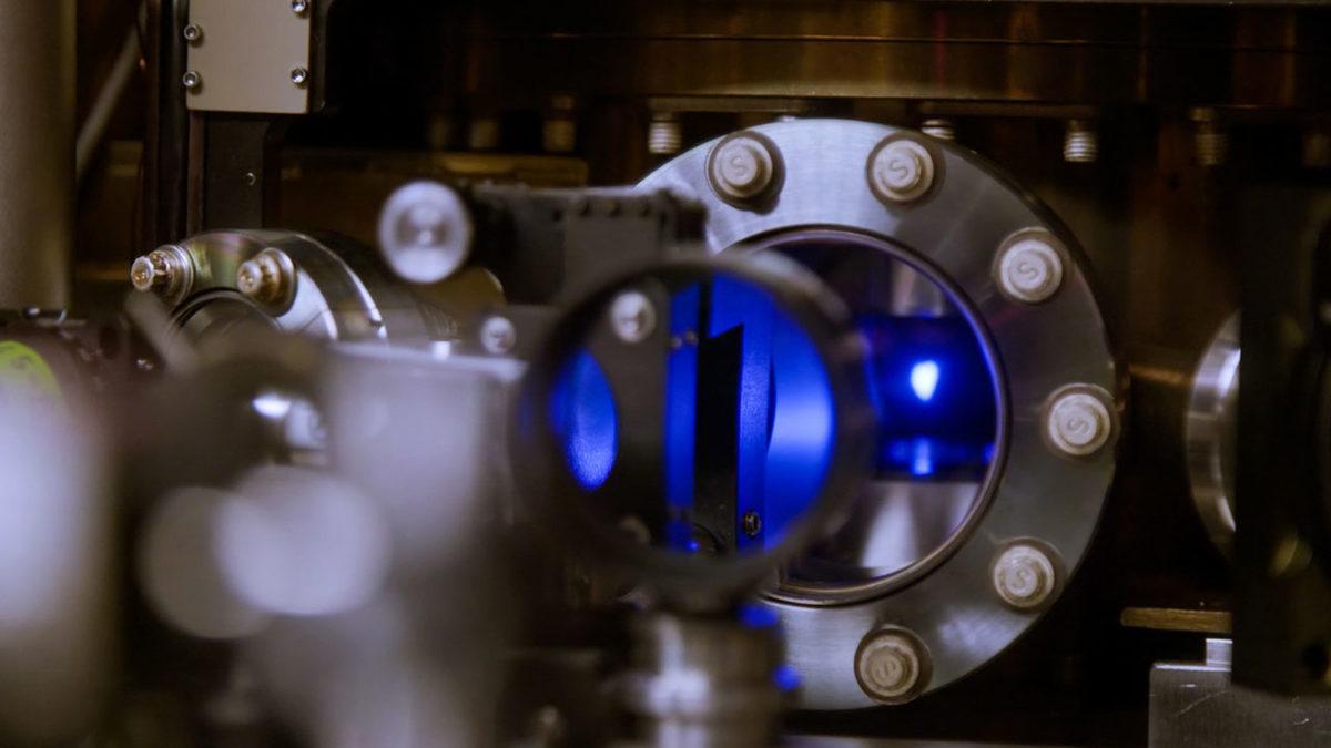 Einstein’in 100 Yıllık Teorisi Bir Kez Daha Kanıtlandı: İğne Ucu Kadar Mesafede ’Zaman Kayması’ Tespit Edildi