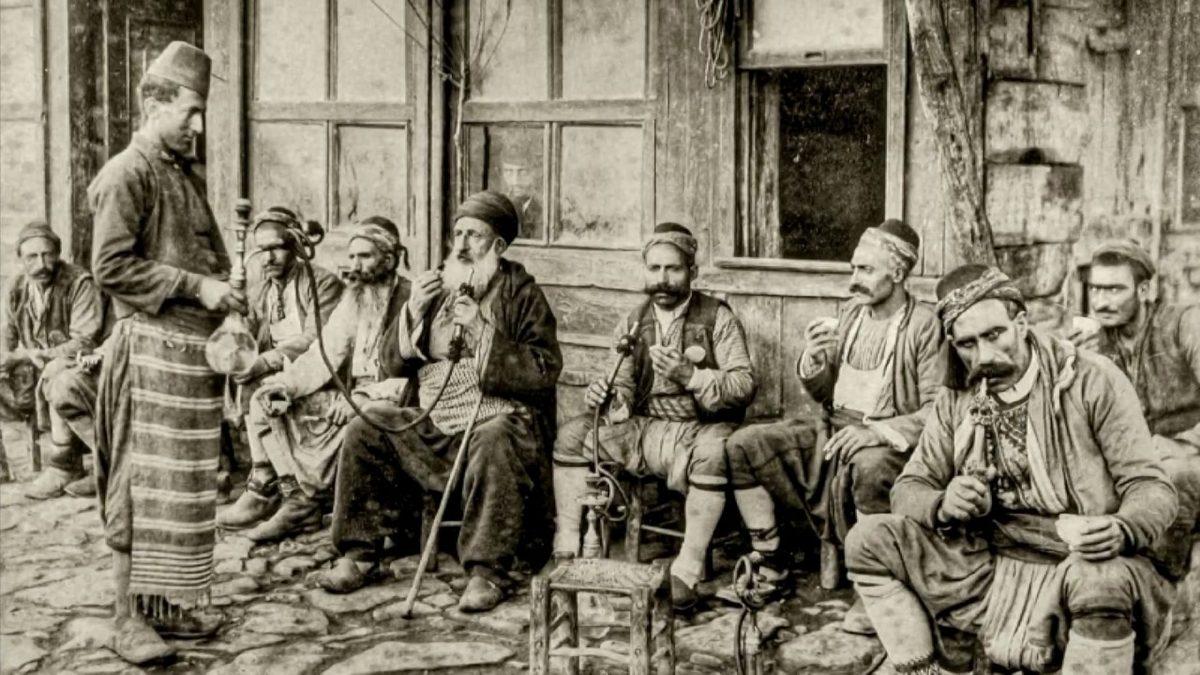 Kökeni Osmanlı’ya Dayanan ‘Afyonu Patlamak’ Deyimi Nasıl Ortaya Çıktı? ’Yok Artık’ Diyeceğiniz O Hikaye