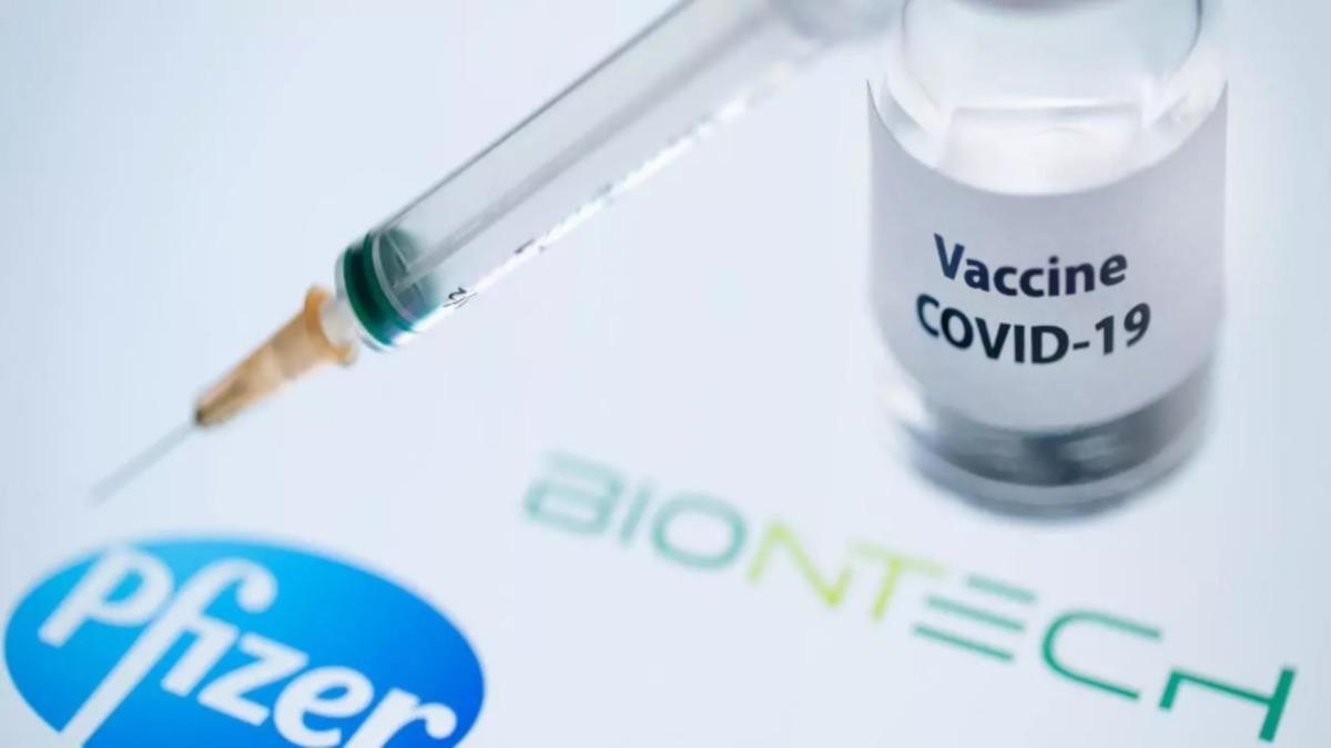 Pfizer/BioNTech’in Aşısı, Birleşik Krallık’ta İnsanlara Uygulanmaya Başladı