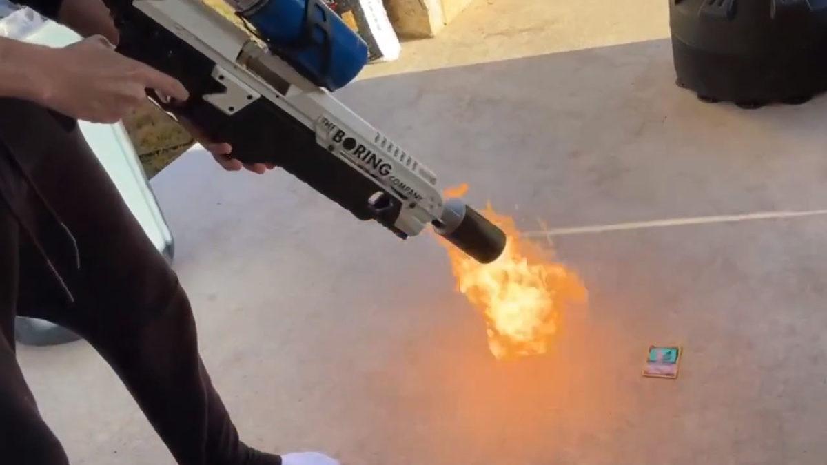 Bir Twitch Yayıncısı, Nadir Bulunan Onlarca Pokemon Kartını Yok Etti