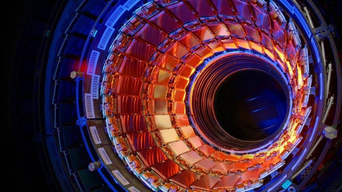 CERN, Büyük Hadron Çarpıştırıcısı’nın Verilerini Erişilebilir Hale Getirecek
