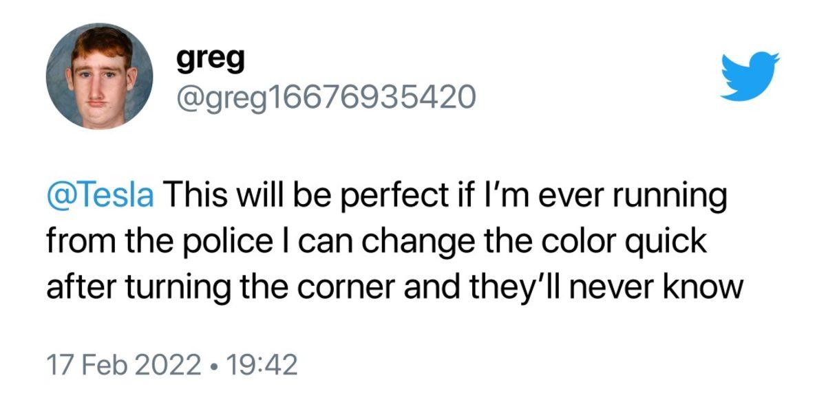 Tesla, Twitter’dan Yayınladığı ’Rengarenk Otomobil’ Videosu ile Takipçilerini Trolledi [Video]