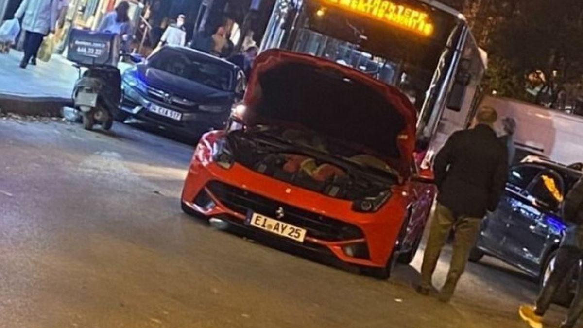 5 Milyon TL’lik Ferrari, İstanbul’da Yolda Kaldı