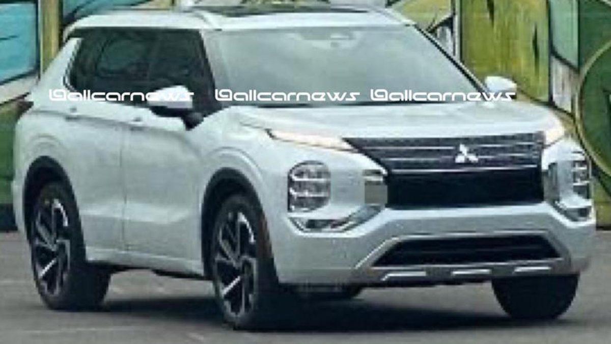 Yenilenen Mitsubishi Outlander’dan İlk Görseller Paylaşıldı