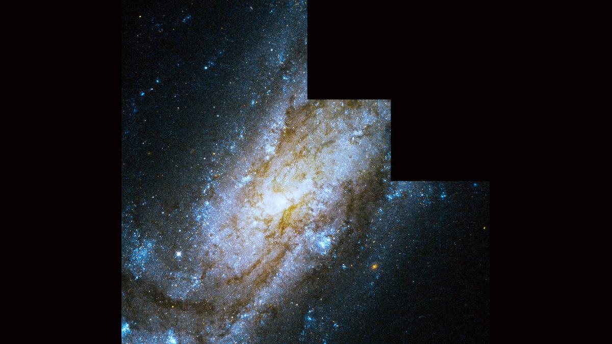 NASA, Hubble Uzay Teleskobuyla Çekilen Yeni Görüntüler Paylaştı