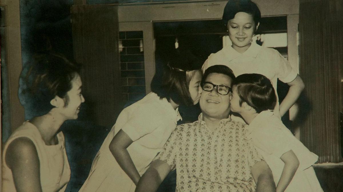 Elinin Hamuruyla(!) Koca Bir Diktatörlüğü Deviren Ev Hanımı Aquino’nun Devrim Yaratan Hikâyesi