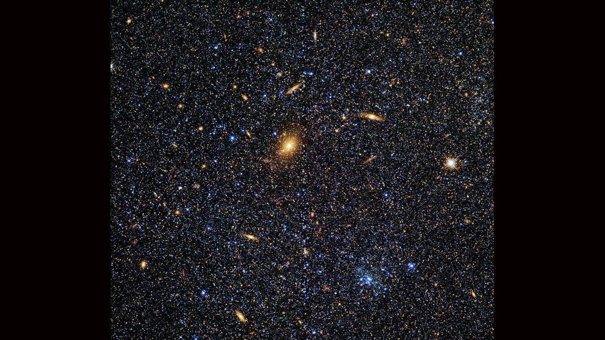 NASA, Hubble Uzay Teleskobuyla Çekilen Yeni Görüntüler Paylaştı