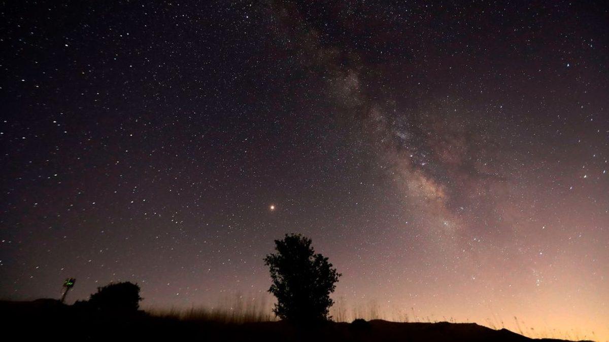 Şimdiye Kadarki En Büyük Galaksi Keşfedildi: 16.3 Milyon Işık Yılı Uzunluğunda