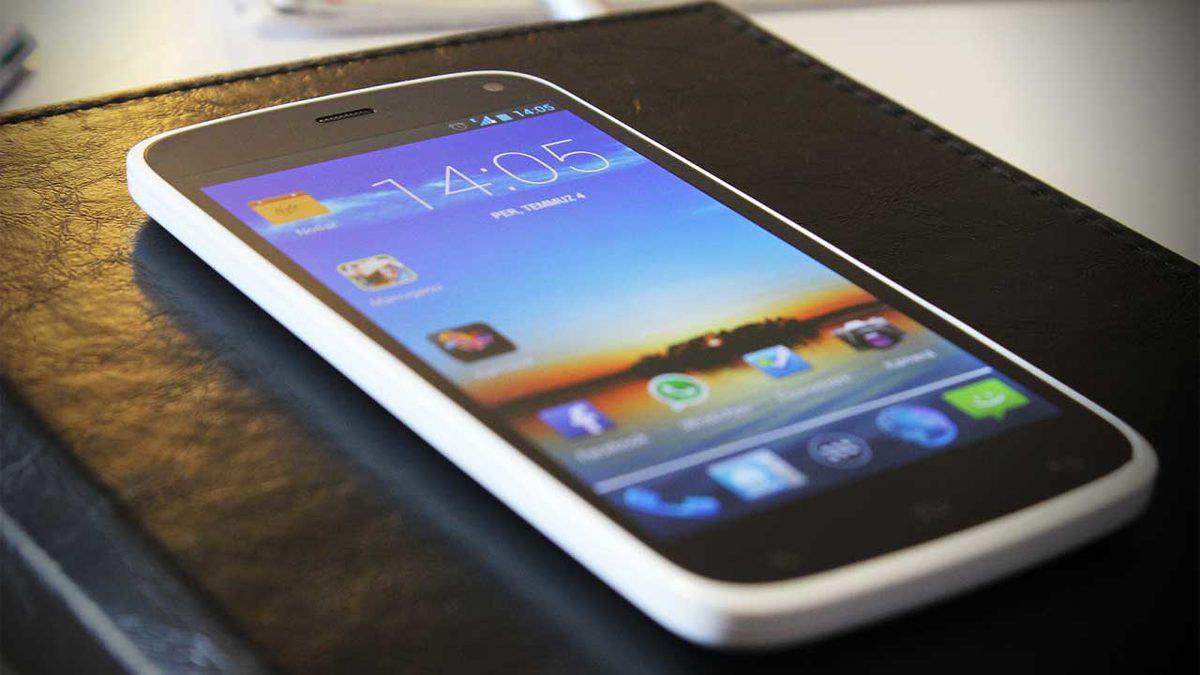 Sararan Ekranlar, Anakart Hataları, Hatta Patlamalar... Kronik Arızalarıyla Hafızalara Kazınmış Telefon Modelleri