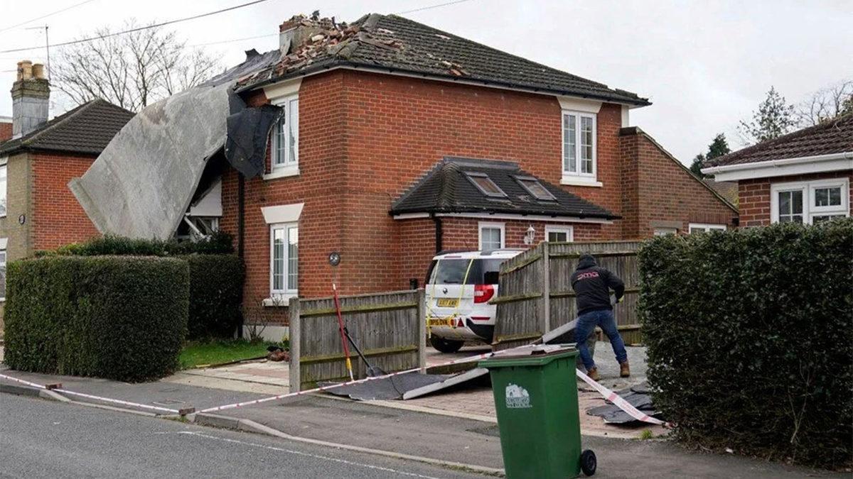 Avrupa’da ’Zeynep Kasırgası’ Alarmı: En Az 12 Kişinin Hayatını Kaybettiği Açıklandı