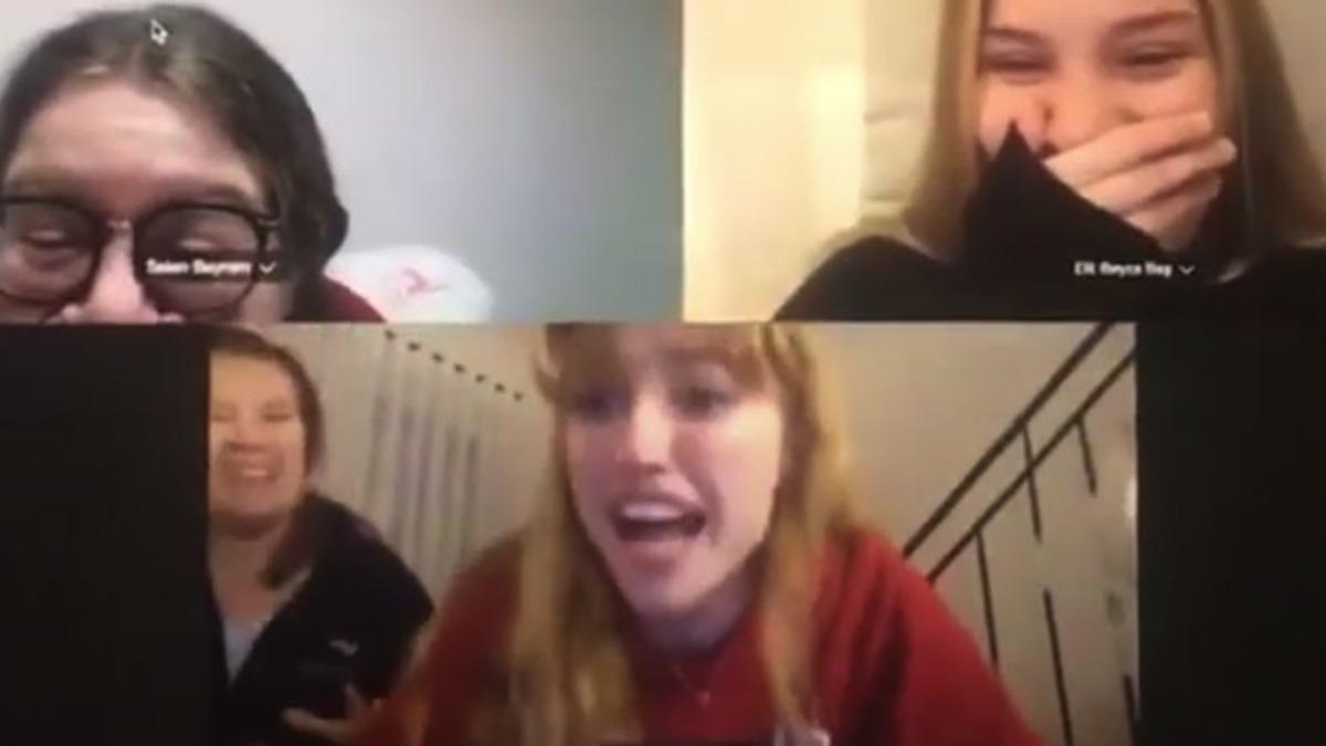 Stanford’a Kabul Edilen Zeynep’in Sevinç Çığlıklarına Boğulduğu Anlar Viral Oldu