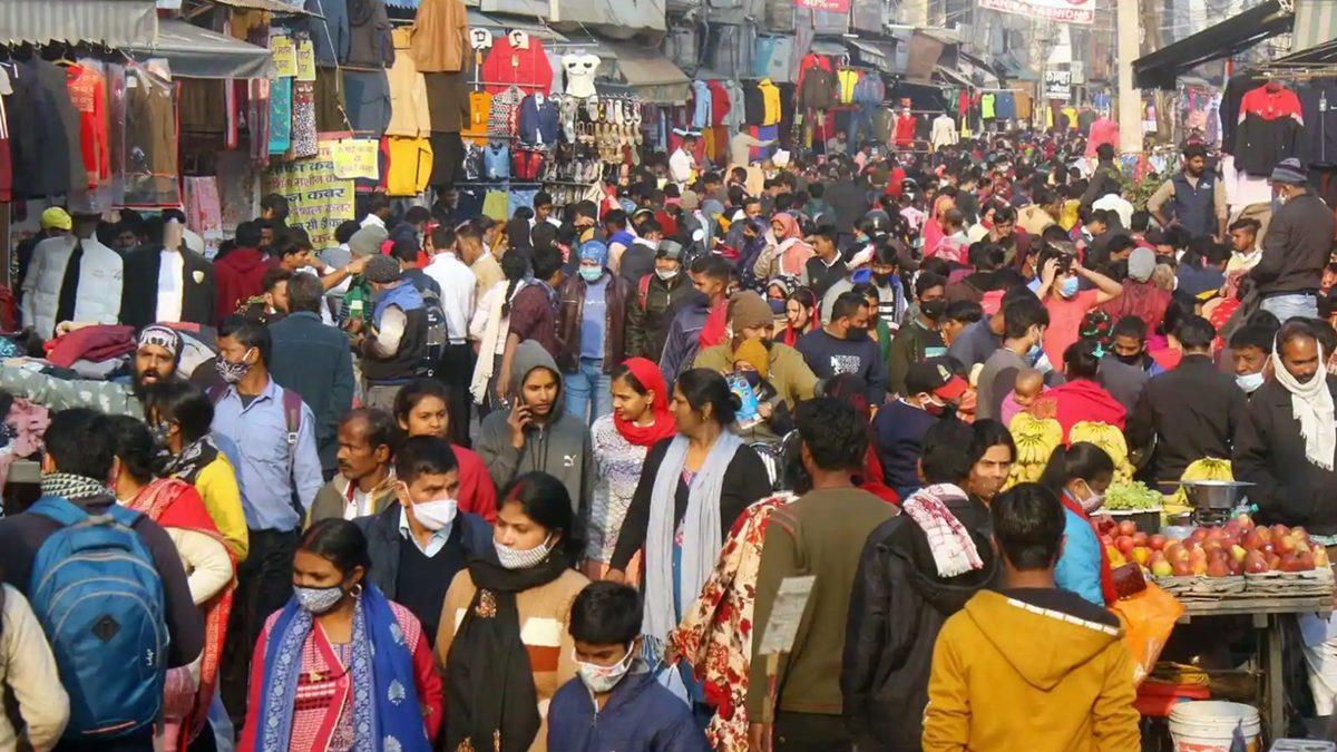 Hepimizi Canından Bezdiren Pandemi Bu Yaz Biter mi, Yoksa Yıllarca Sürer mi? Uzmanların Görüşlerini Derledik