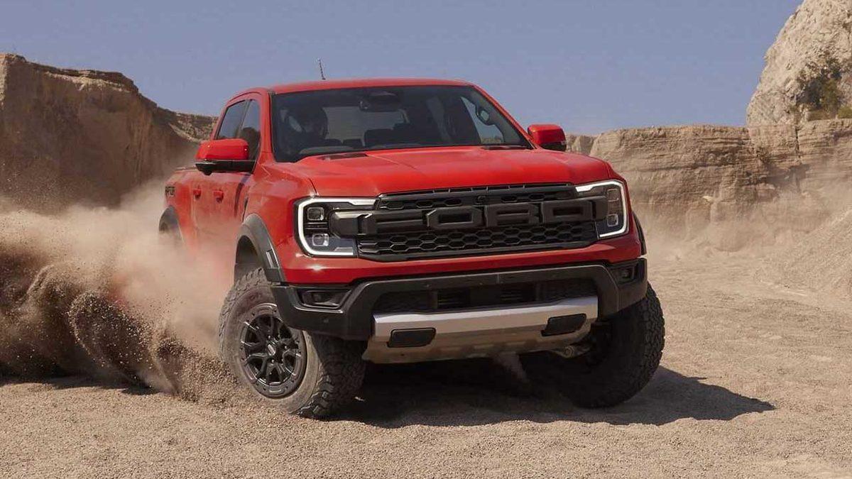 Adeta ’Tekerlekli Tank’ Gibi Görünen 2022 Ford Ranger Raptor Tanıtıldı