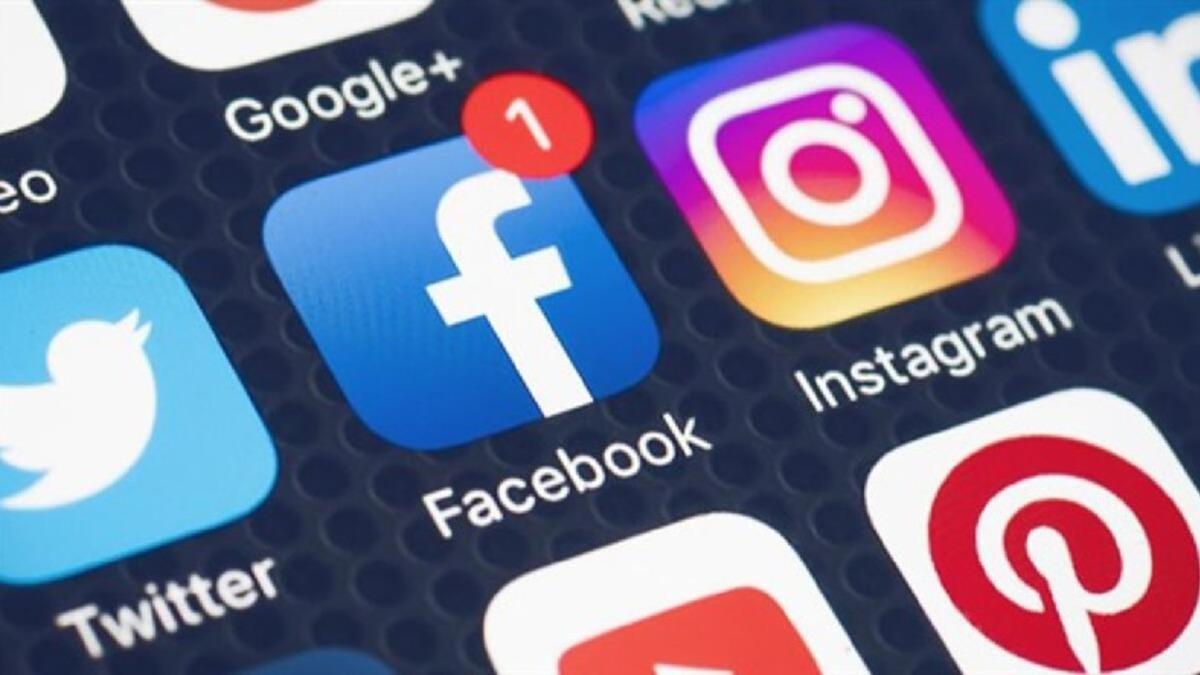 Facebook, Yanıltıcı COVID-19 Gönderileri İçin Bildirim Gönderecek