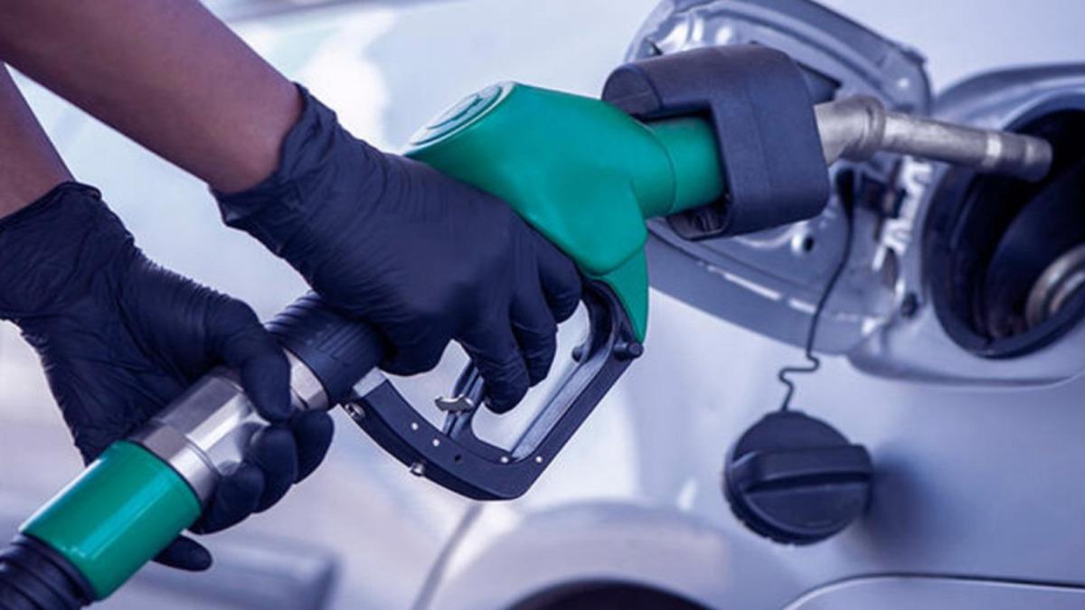 Benzin ve Motorin Fiyatlarına ’Savaş Zammı’ Gelebilir: İşte Beklenen Akaryakıt Zamları