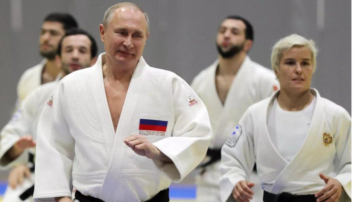 Rus Tenisçilere Wimbledon’a Katılabilmek İçin Putin’i Desteklememe Şartı: İşte Rusya-Ukrayna Savaşının Spor Dünyasına Etkileri [GÜNCEL]
