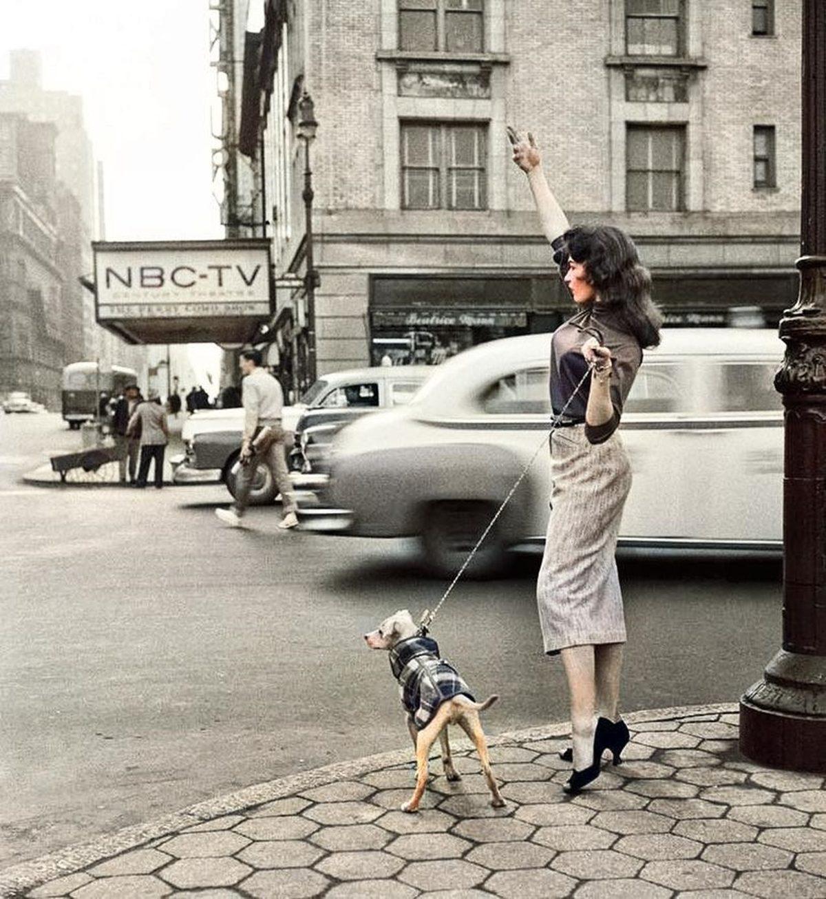 Geçtiğimiz Yüzyılda Çekilen Bu 24 Tarihî Fotoğrafa Bakarken Bir Sergide Geziyormuş Gibi Hissedeceksiniz