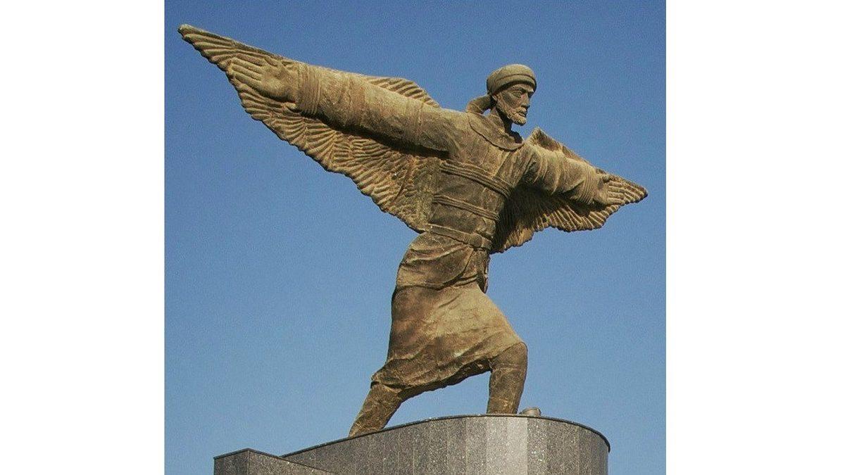 Hayır, Hezarfen Ahmed Çelebi Değil: Dünya Tarihine ‘İlk Uçan İnsan’ Olarak Geçen Ancak Çoğumuzun Adını Bile Duymadığı Bilgin