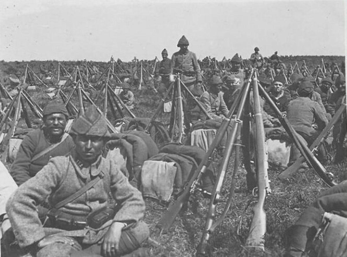 Bu 25 Tarihi Fotoğrafı Gördüğünüzde O Yıllara Gitmiş Kadar Olacaksınız