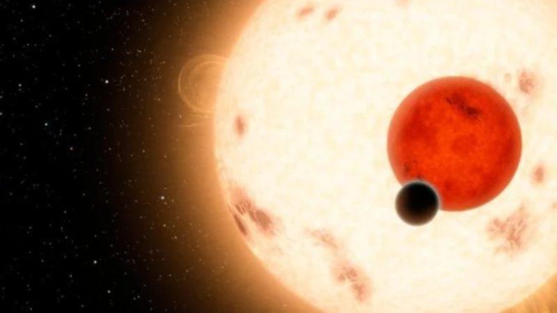 İki Yıldızın Yörüngesinde Döndüğü Keşfedilen İlk Ötegezegen Kepler-16b’yle İlgili Yeni Bilgiler Ortaya Çıktı