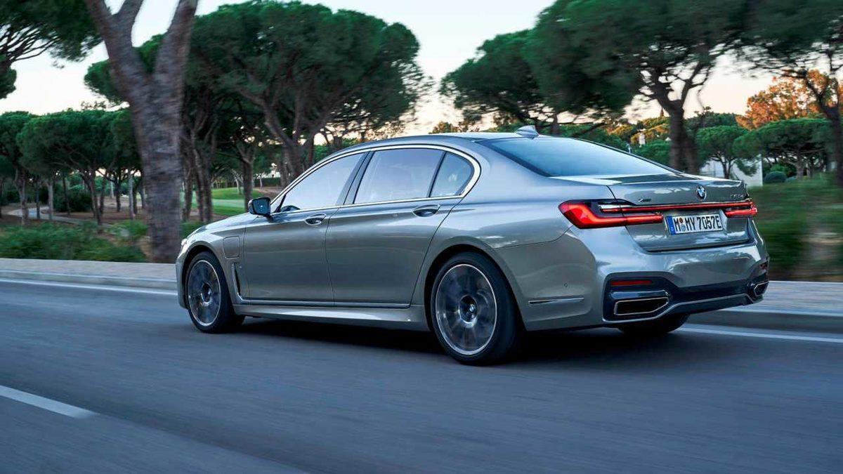 Yeni BMW 7 Serisi’ne Gerçekçi Bir Ön Bakış Sunan Konsept Görseller