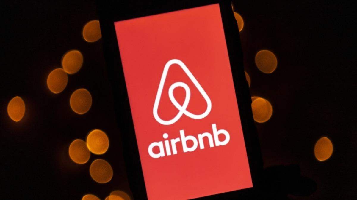 Airbnb, Savaştan Kaçan Ukraynalılara Ücretsiz Konaklama Hizmeti Vereceğini Açıkladı