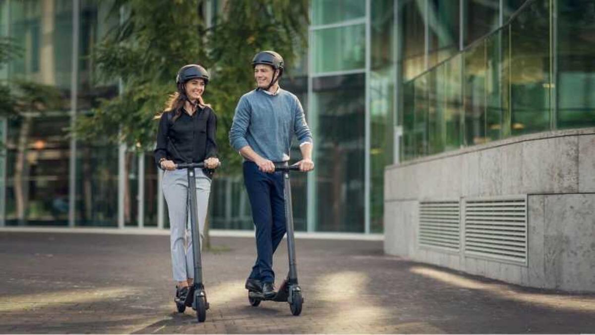 Elektrikli Scooter Kullanımına Yaş Sınırı Geldi: 15 Yaşını Dolduranlar Kullanabilecek