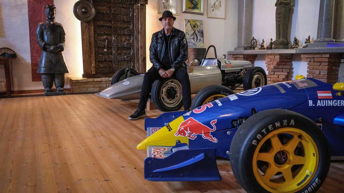 Serdar Beyi Bulduk Galiba: Avusturyalı Bir Adam, 80. Yaşında 80. Porsche’sini Aldı