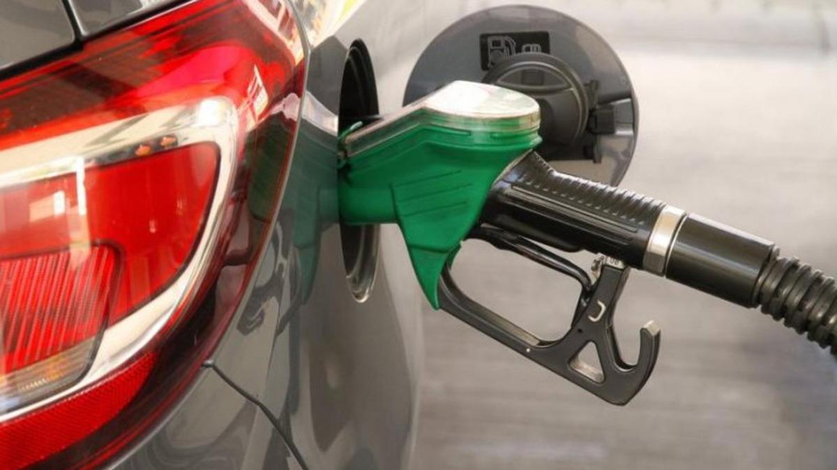 Benzin ve Motorine Beklenen ’Savaş Zammı’ Geldi: Pompa Fiyatına Yansıyacak